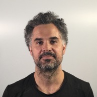 Profile picture of Damien Roos Weil