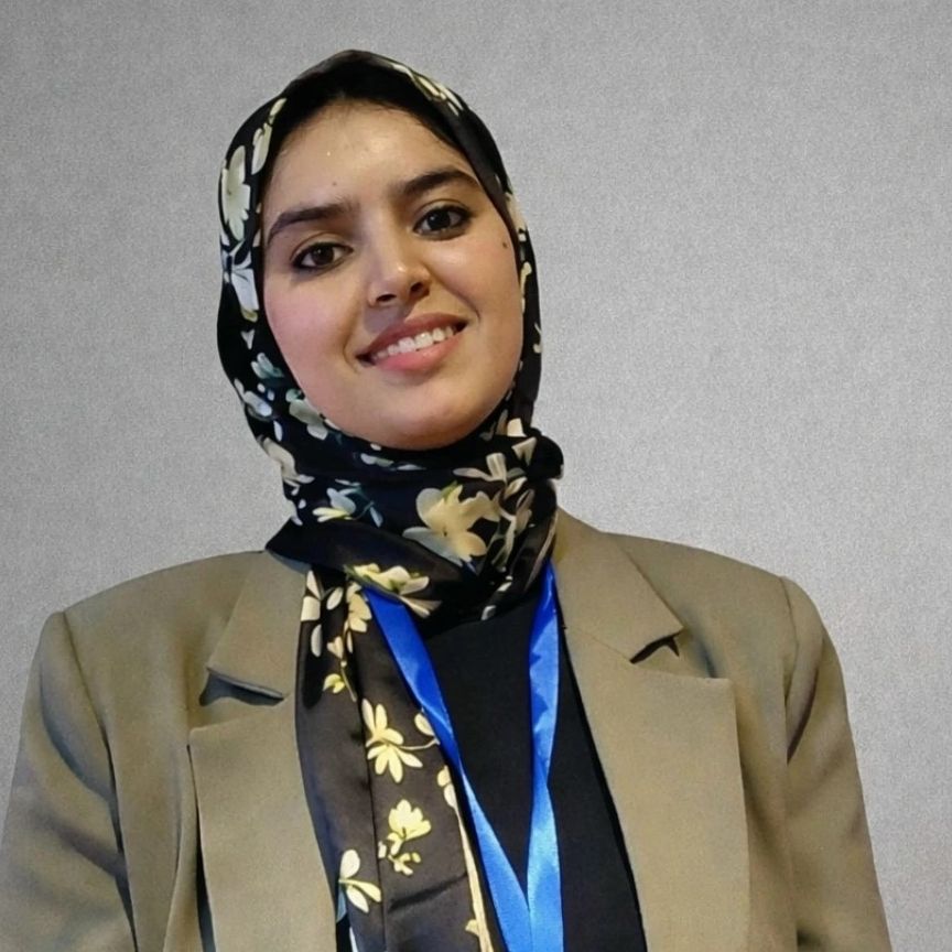 Profile picture of Loubna Azzine